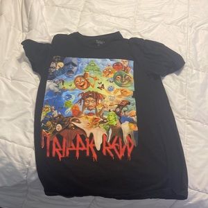 Medium sized t-shirt women/kids Trippie red album cover From spencer's